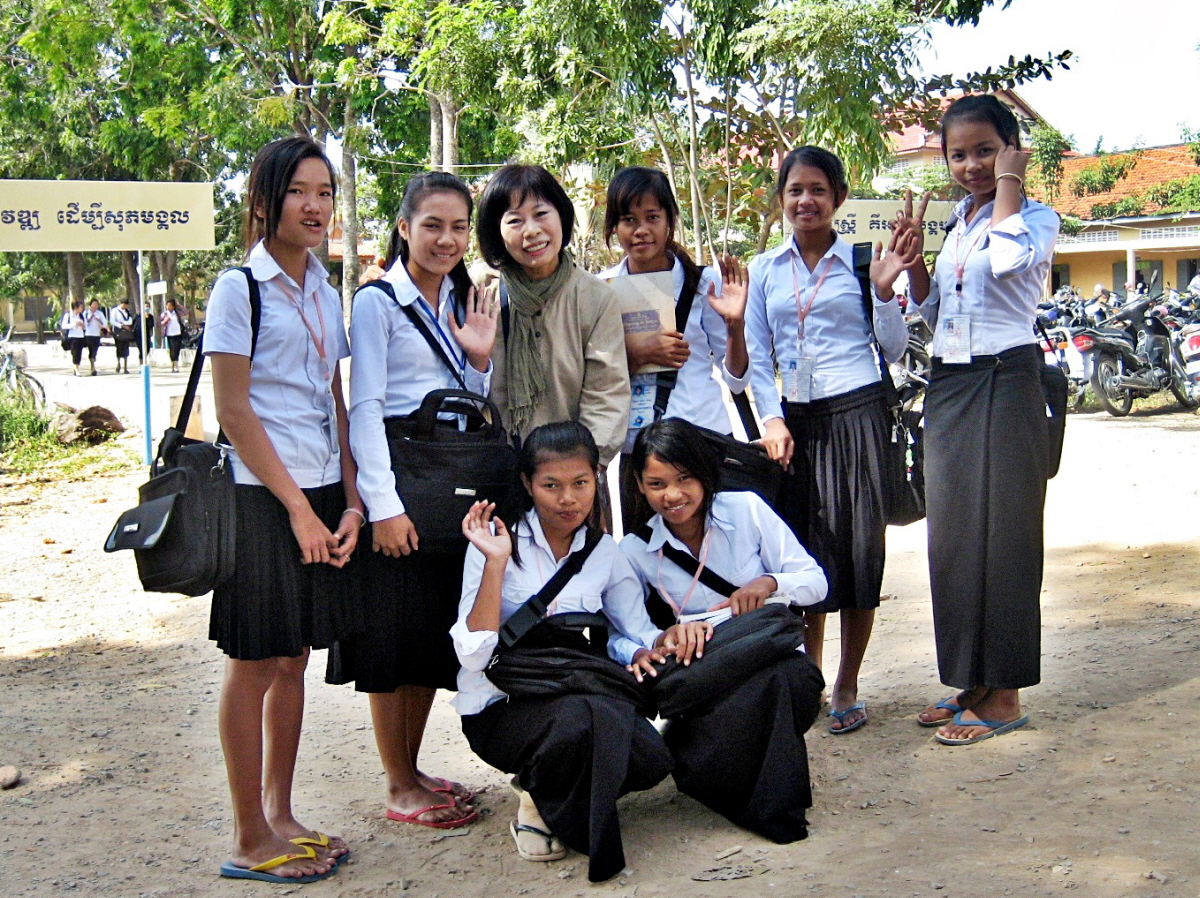 សូមធ្វើការមានប្រយោជន៍ និង សូមរកចំណូលតាមរយៈសំឡីអនាម័យ ស៊ូនស៊ូ 4